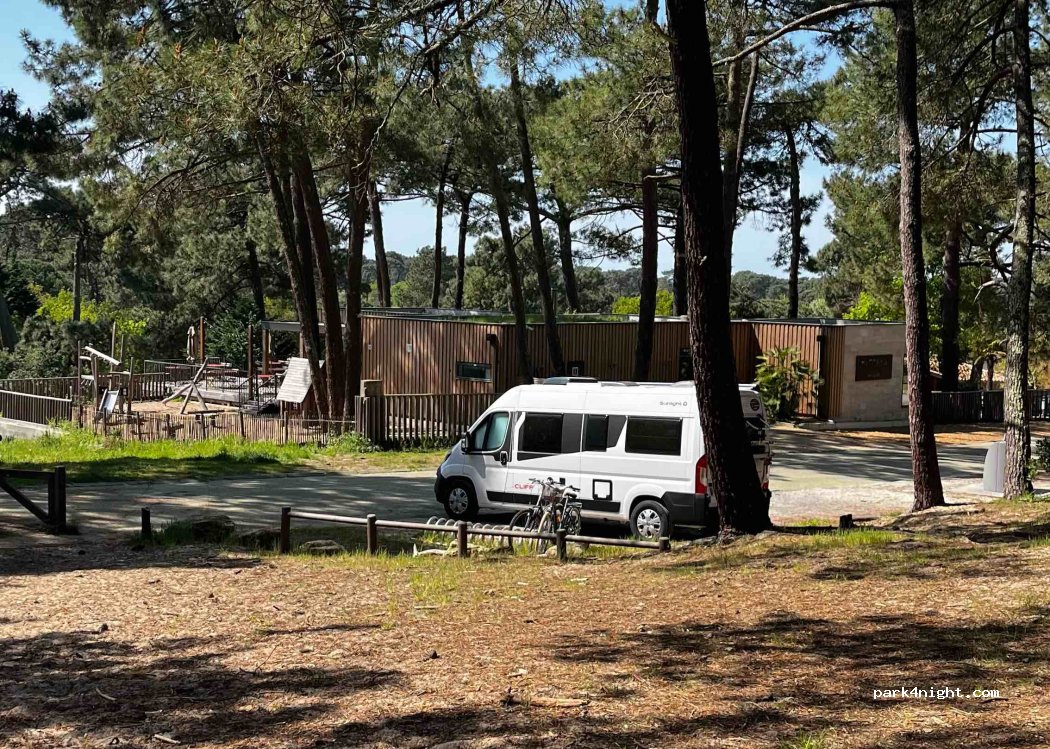 (33120) Arcachon - 5 Avenue de la Galaxie — foto 2