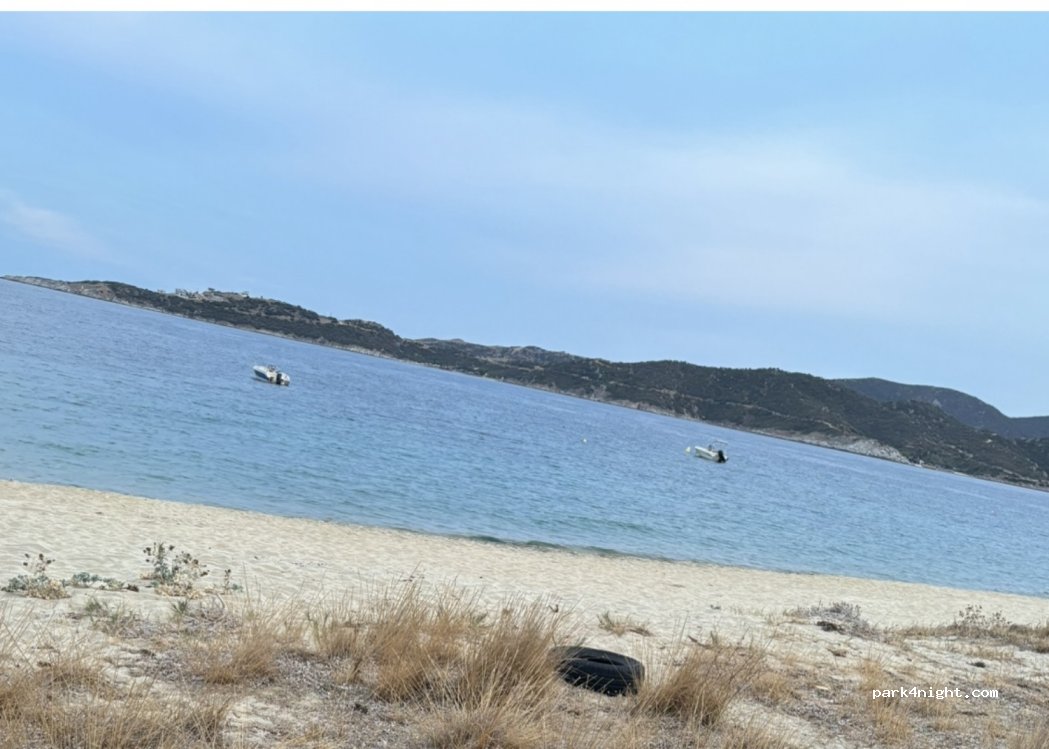 (630 72) Toroni - Unnamed Road — foto