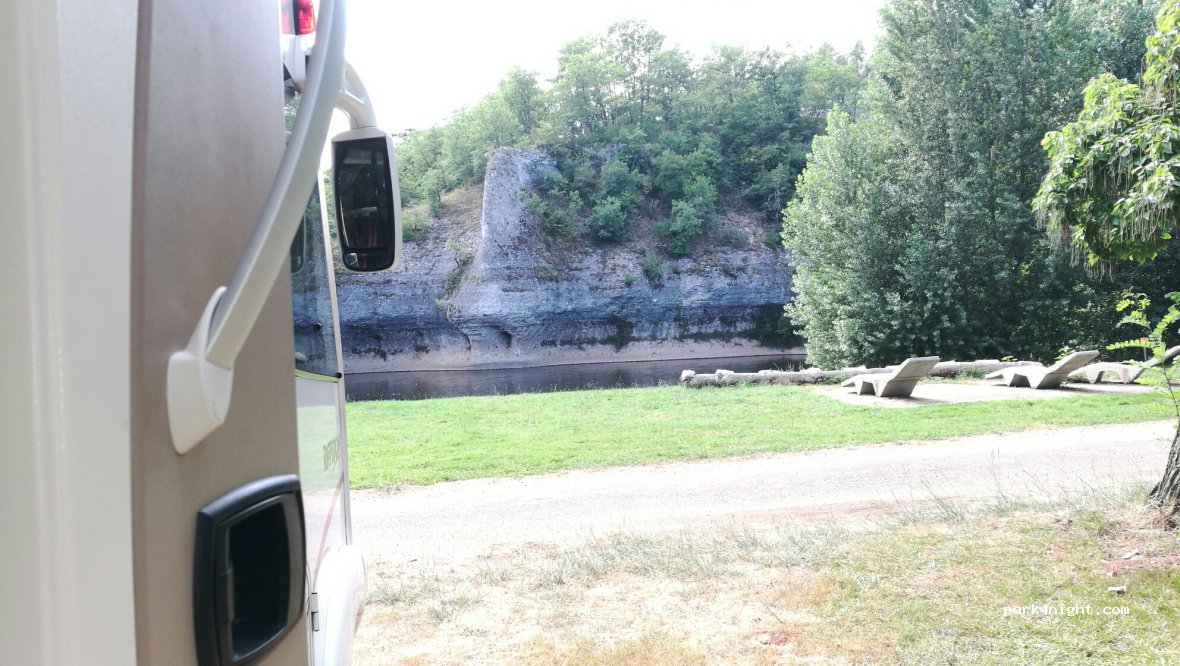 Camping Le Rocher de la Granelle*** — foto