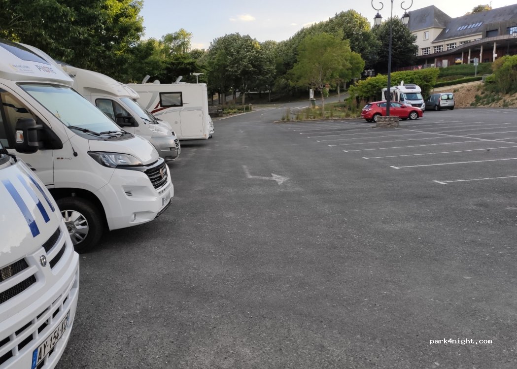 (49320) Brissac-Quincé - Rue de l'Aubance — foto 2