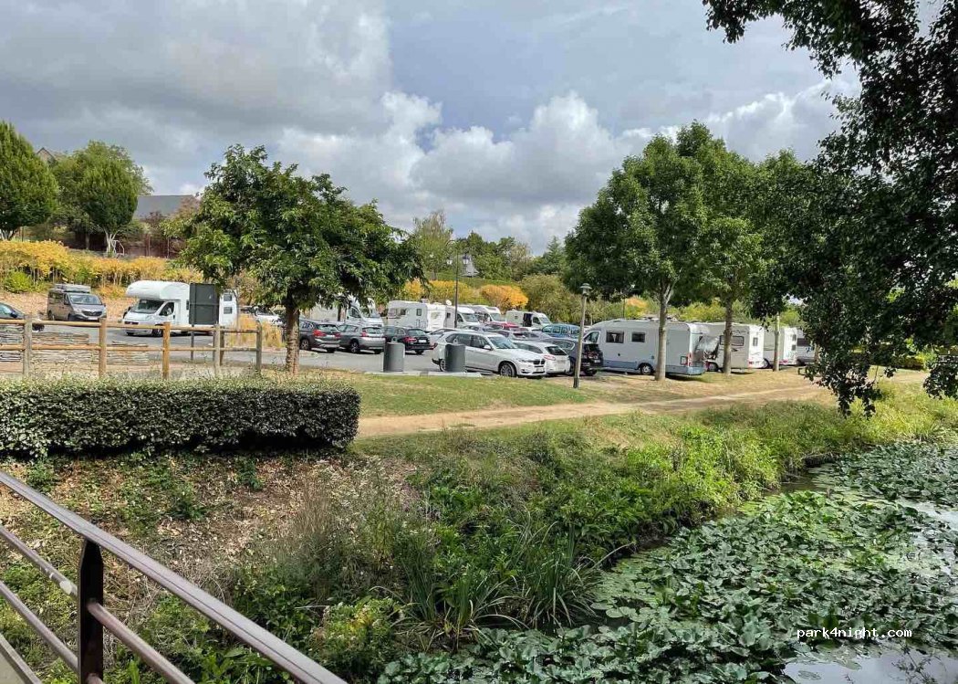 (49320) Brissac-Quincé - Rue de l'Aubance — foto 3