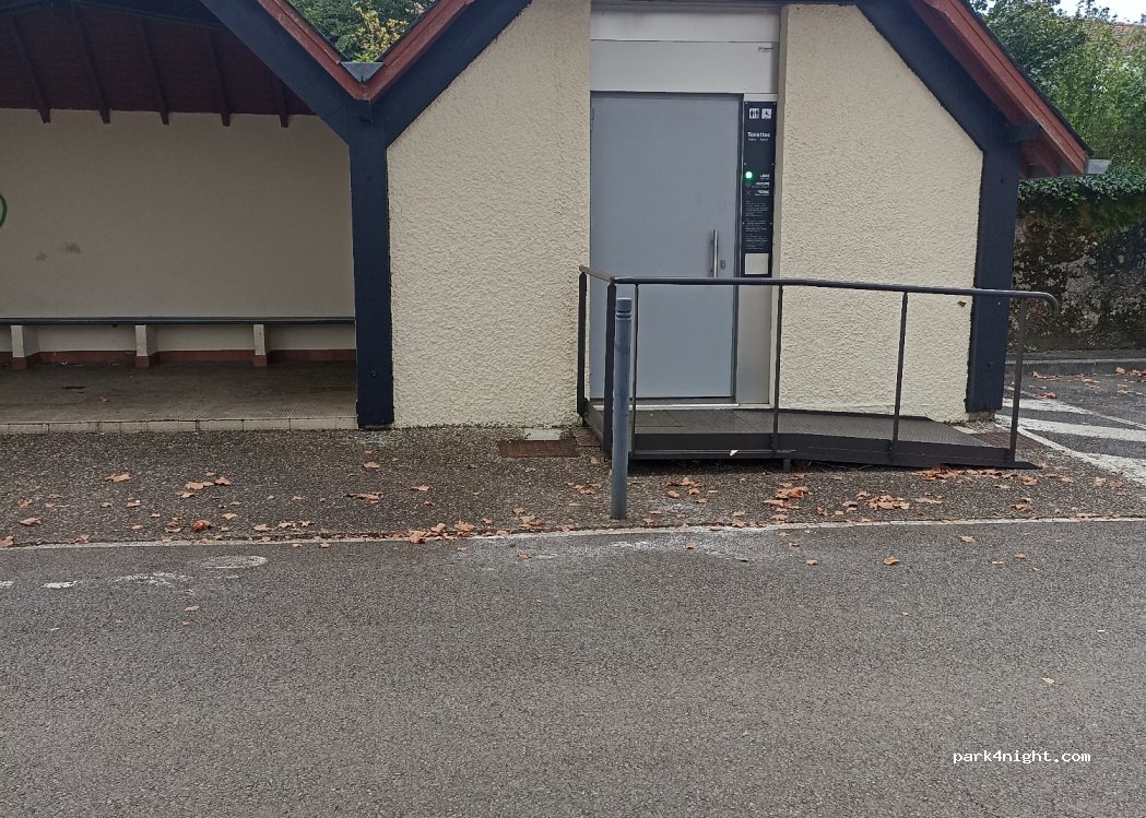 (64230) Lescar - Imp. de la Hourquie — foto 2