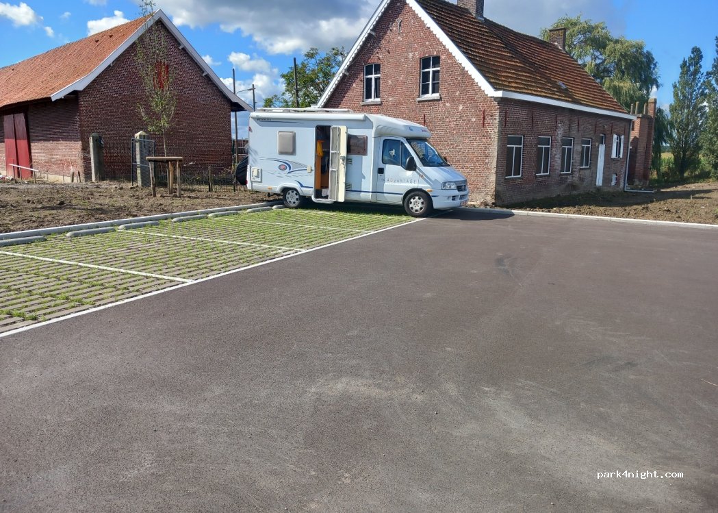 (8800) Roeselare - 608 Meensesteenweg — foto