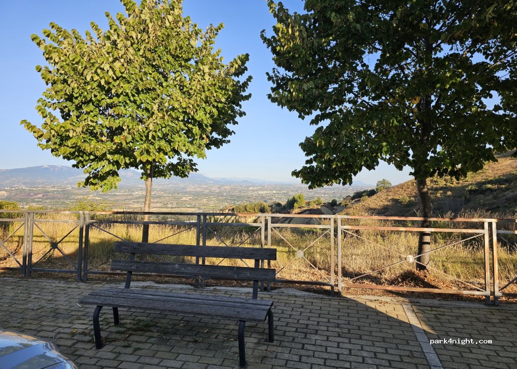 (66011) Chieti - 57 Contrada Colle Marconi — foto