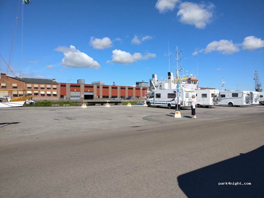 (531 40) Lidköping - 1 Östra Hamnen — foto