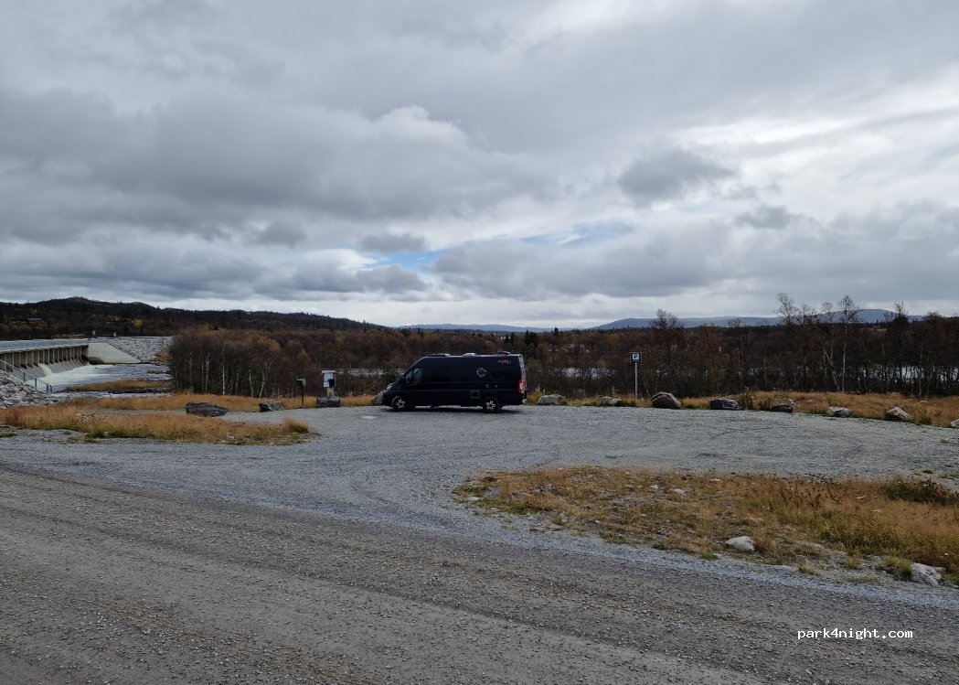 (2960) Røn - 2424 Panoramavegen — foto