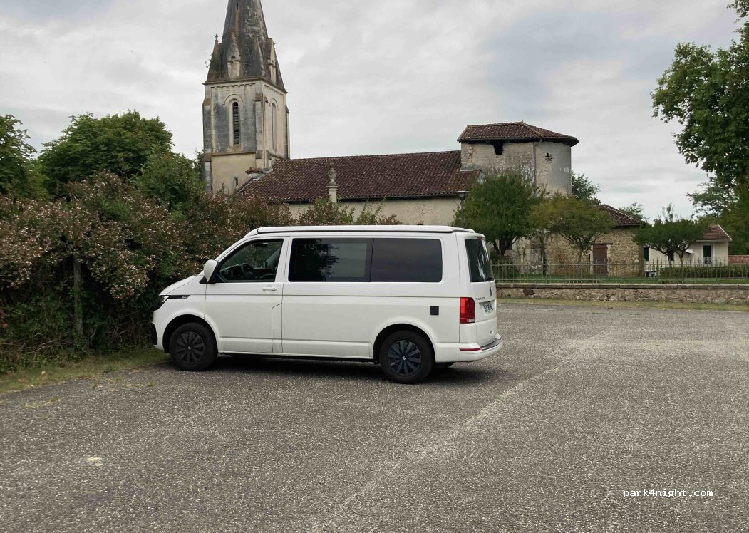 (40090) Gaillères - 134 Place de la Liberté — foto 5