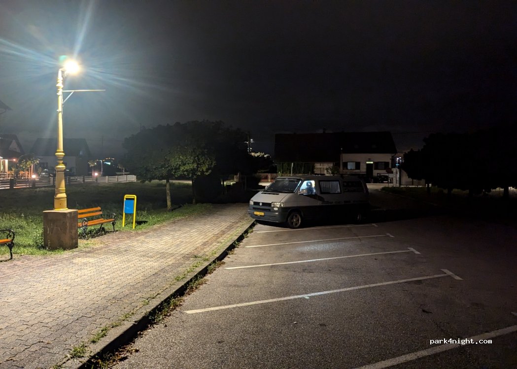 (10290) Ivanec Bistranski - 54 Stubička ulica — foto