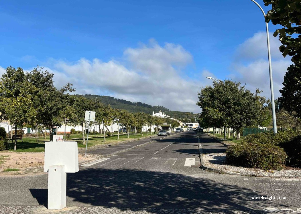 (2710-089) Sintra - 24 Rua Sesmarias — foto 3