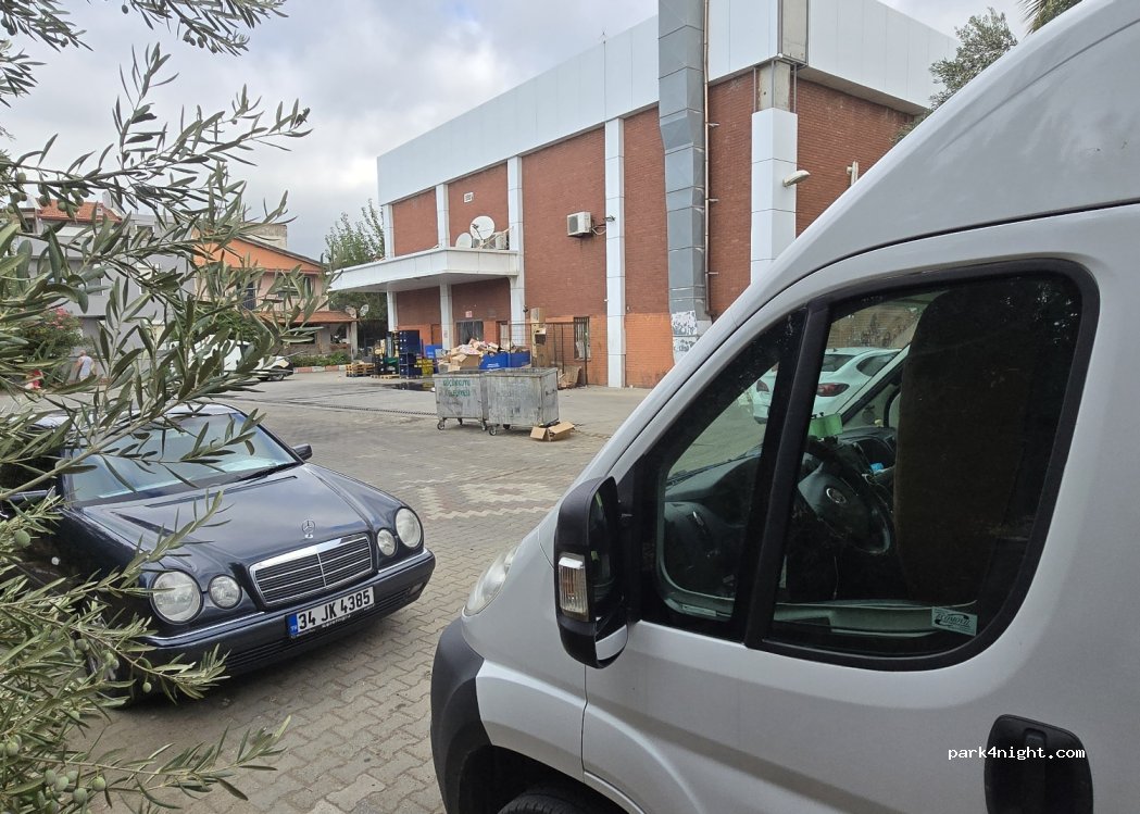 (17980) Küçükkuyu - 1 Yatırım 1 Sokak — foto 3