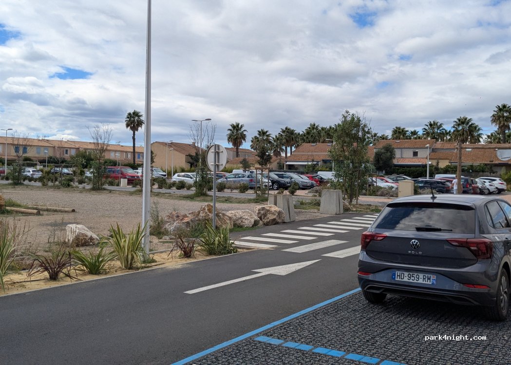 (34350) Valras-Plage - 13 Avenue des Elysées — foto 3