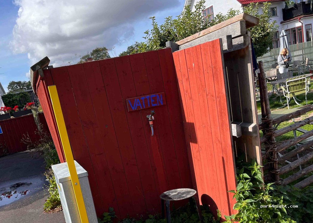 (596 36) Väderstad - 14 Vallsbergsvägen — foto