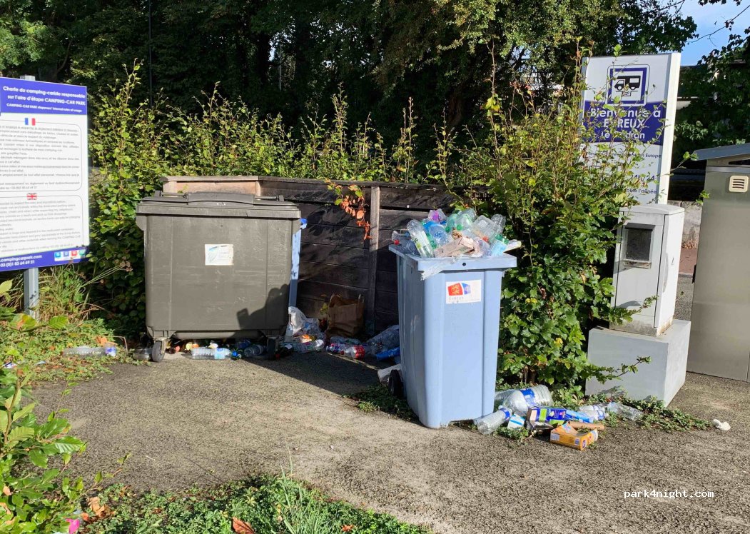 (27000) Évreux - 1 Avenue du Maréchal Foch — foto 4