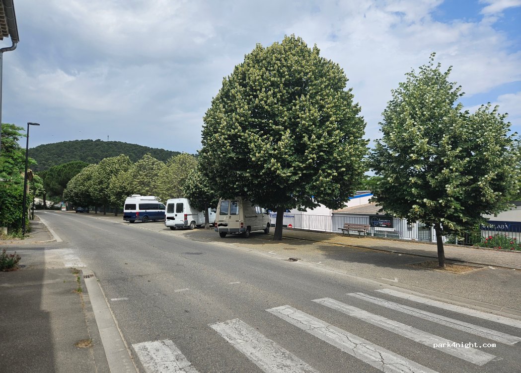 (84110) Vaison-la-Romaine - 73 Avenue Ulysse Fabre — foto