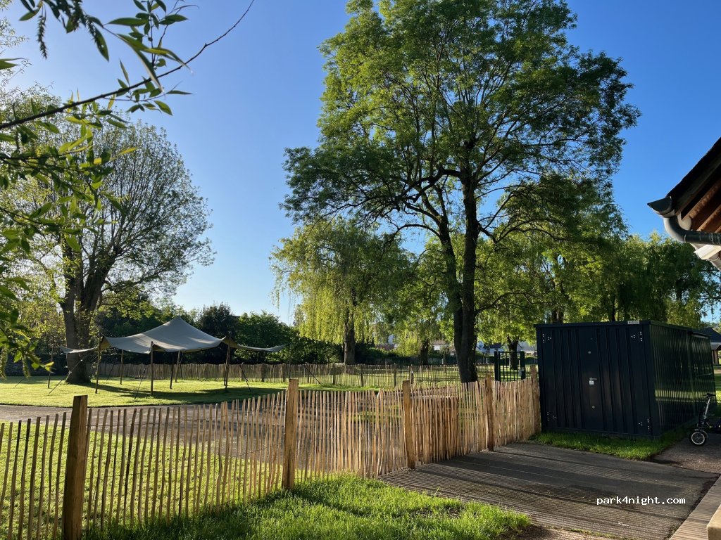 Camping Les Saules** (Camping & Aire CC privée) — foto 4