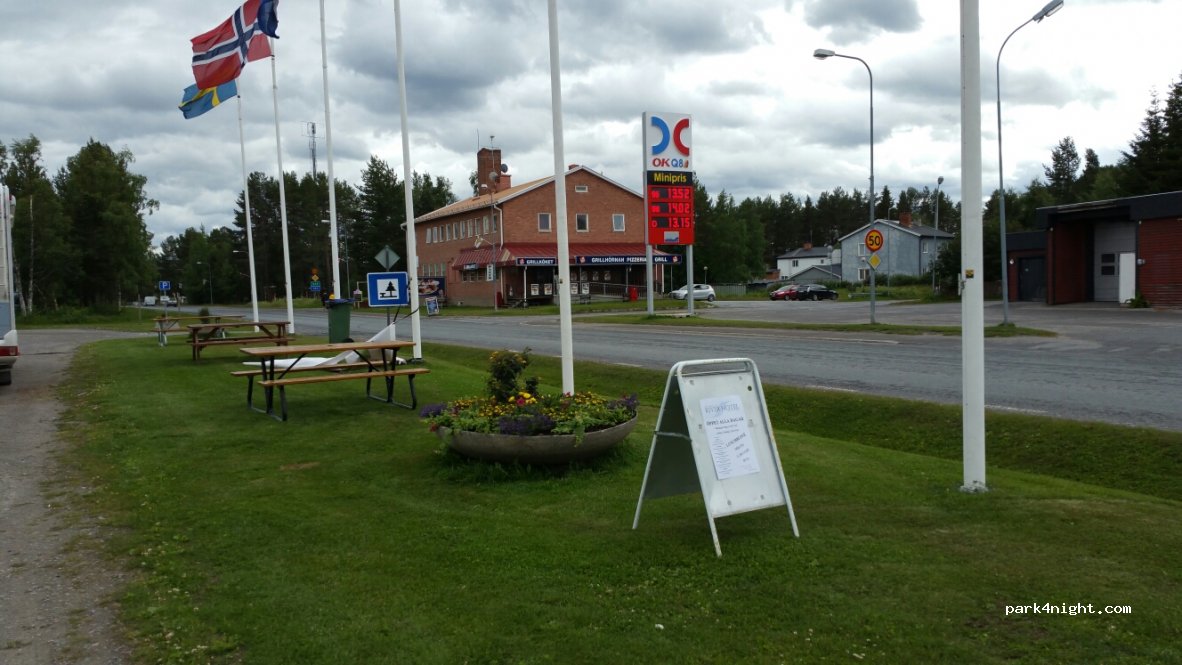 (924 94) Sorsele - 20-28 Stationsgatan — foto