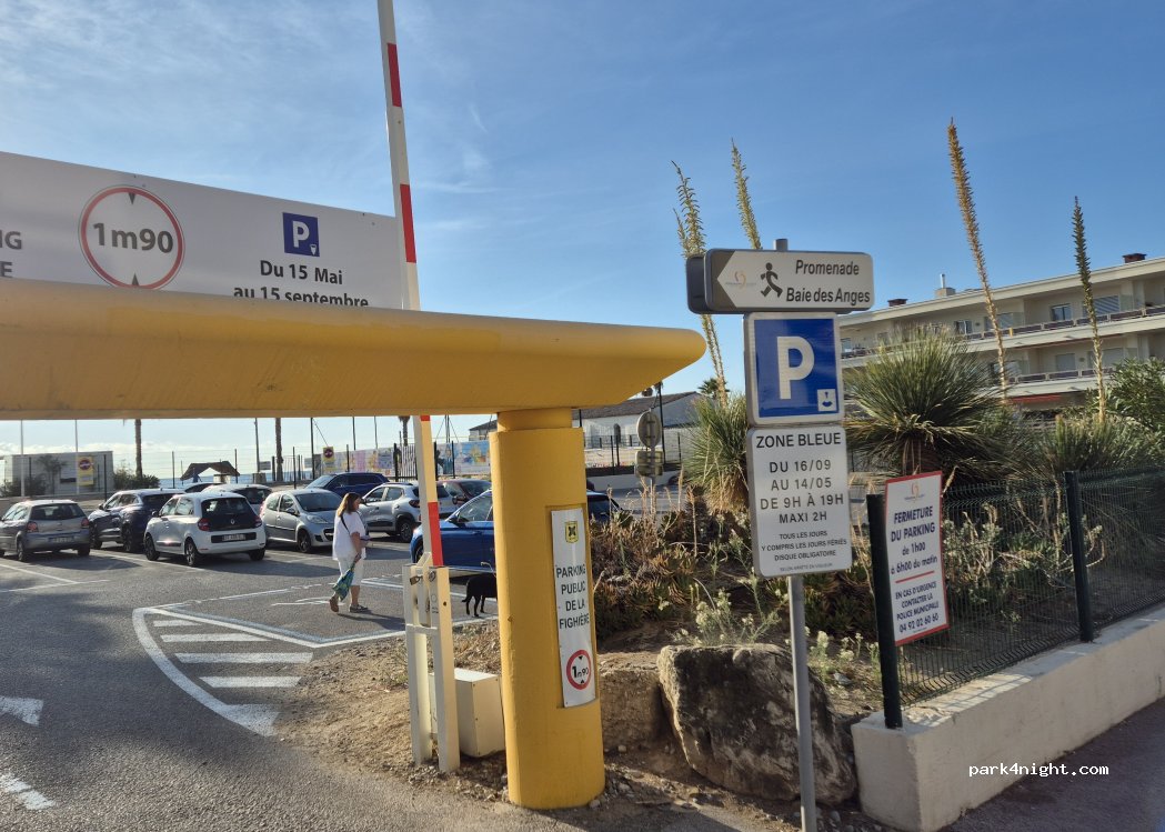 (06270) Villeneuve-Loubet - 304 Boulevard Eric Tabarly — foto 4