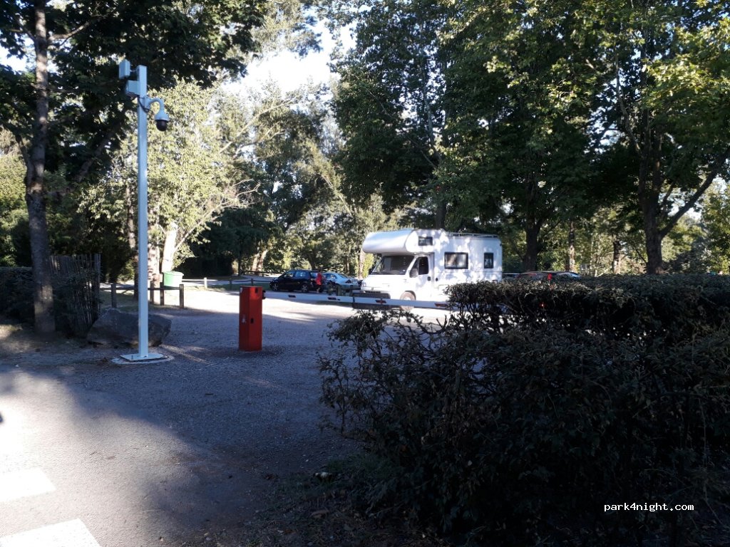 Parking de L’atol' — foto 2