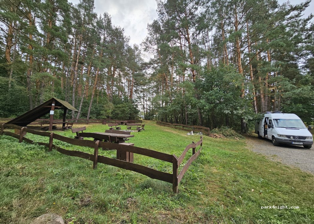 (74-100) Wirów - 43 Okrężna — foto