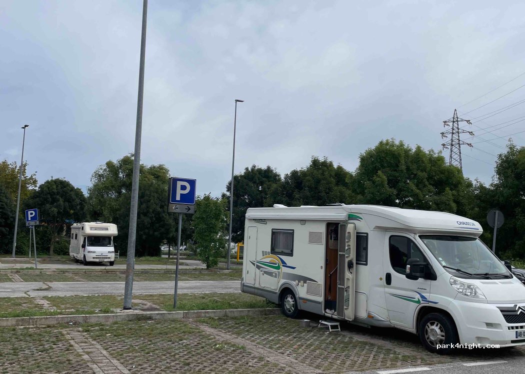 (36100) Vicenza - 64 Viale del Sole — foto