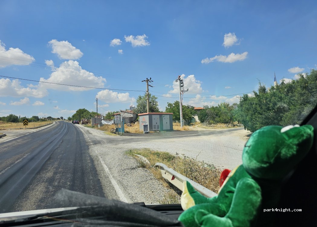 (64802) Akarca - Akarca Köyü İç Yolu — foto 3