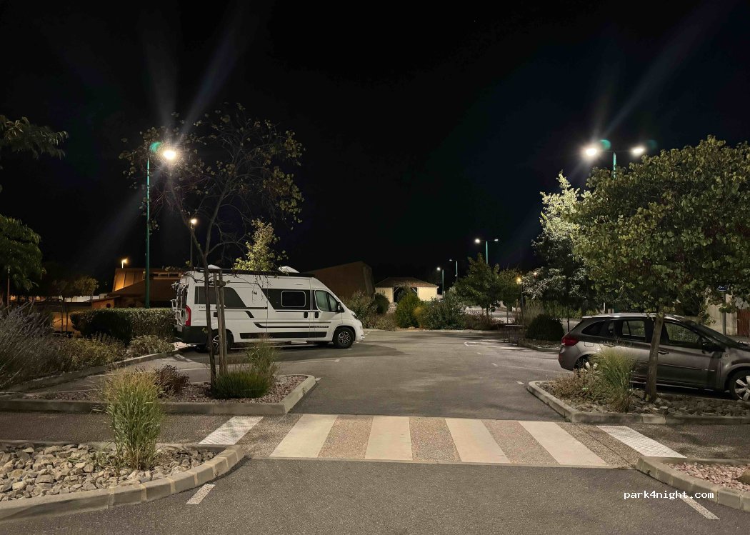 (11620) Villemoustaussou - 10 Avenue Emile Clarenc — foto