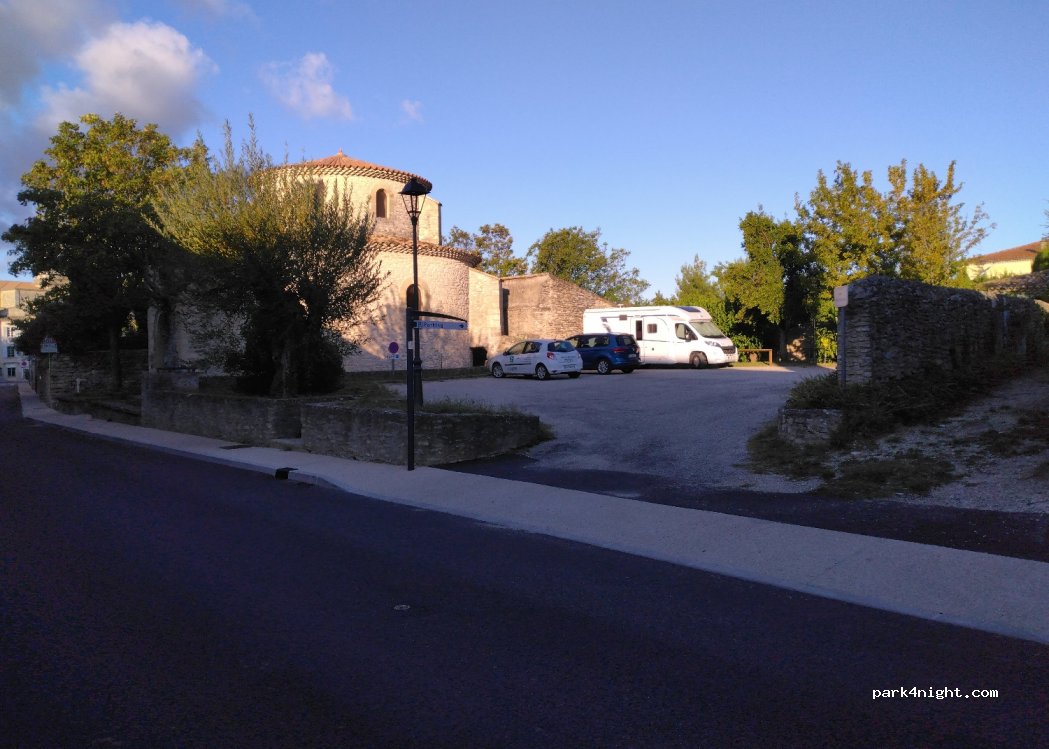 (26770) Taulignan - 85 Rue des Côtes du Rhône — foto