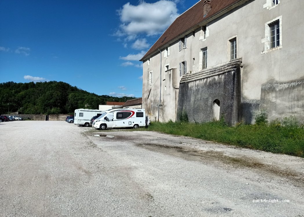 (89310) Noyers - 1-3 Rue Monnot — foto 3