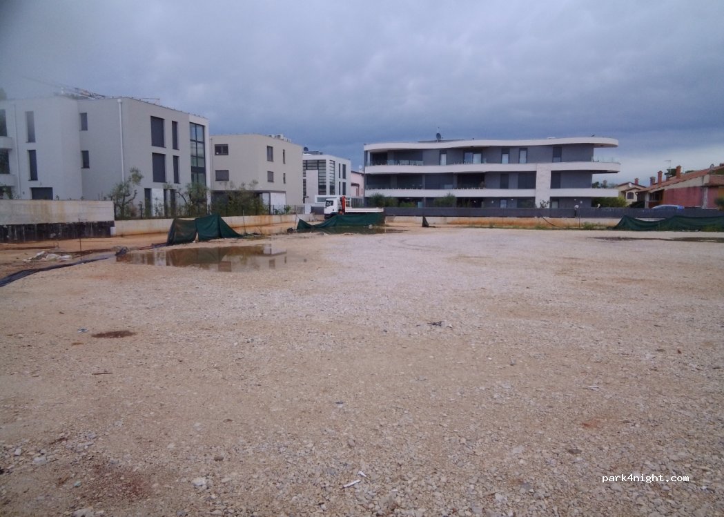 (52466) Novigrad - 2 Epulonova ulica — foto