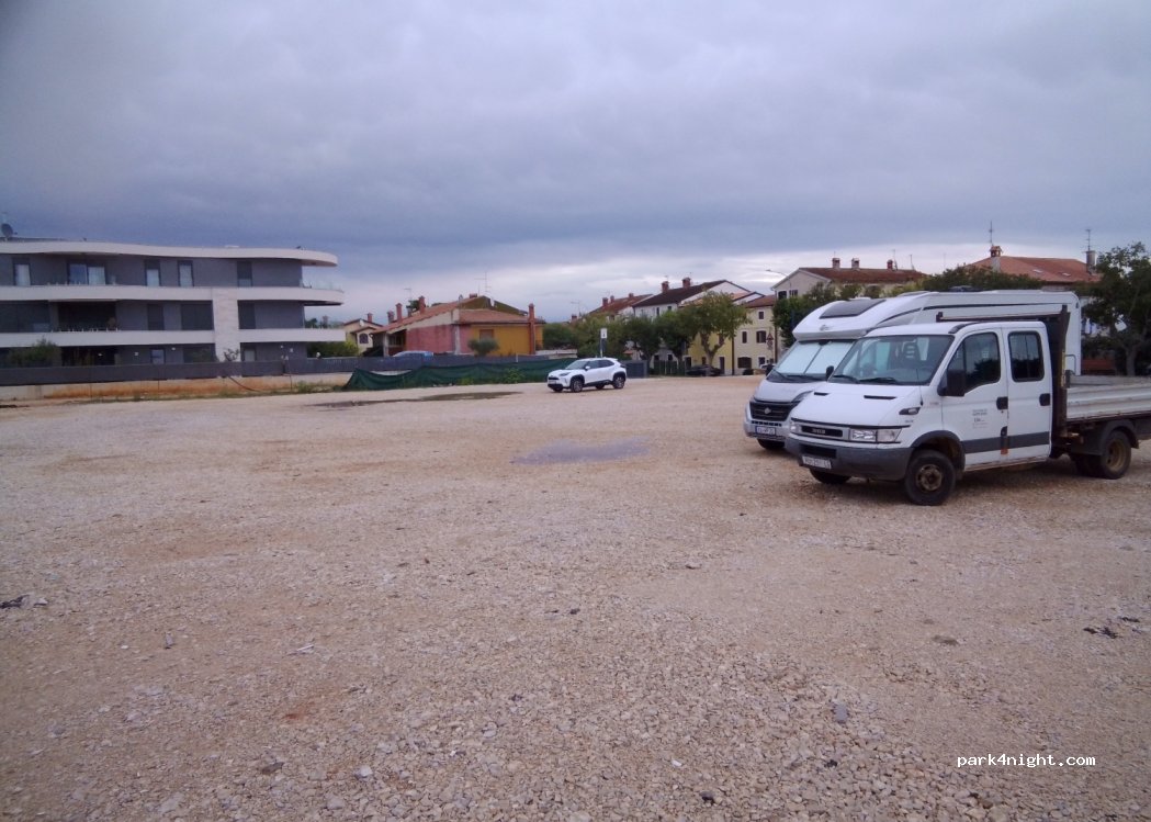 (52466) Novigrad - 2 Epulonova ulica — foto 2