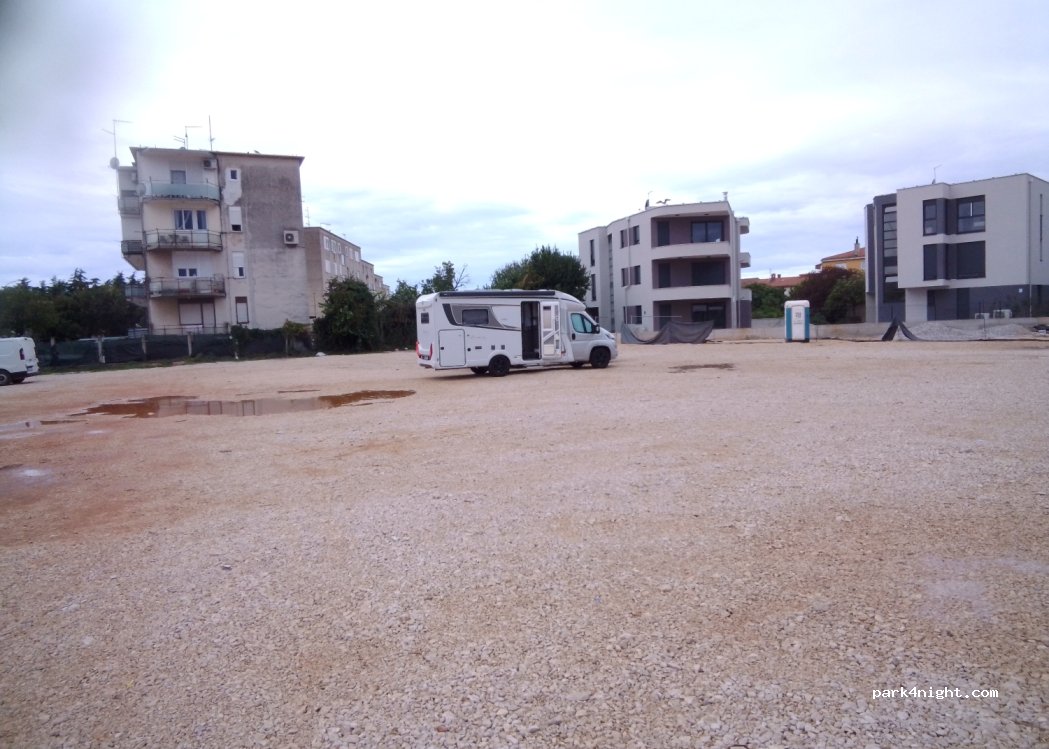 (52466) Novigrad - 2 Epulonova ulica — foto 4