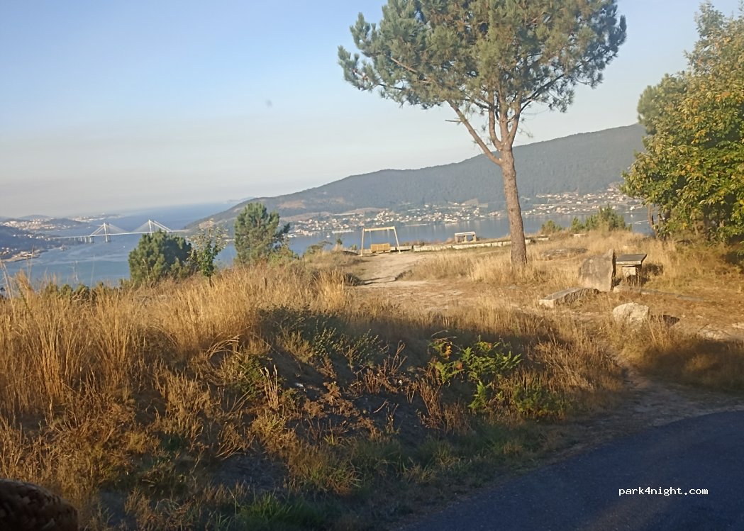 (36810) Soutoxuste - Unnamed Road — foto