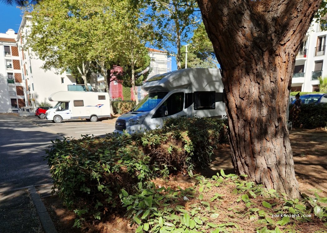 (66100) Perpignan - 14 Avenue du Cap Béar — foto