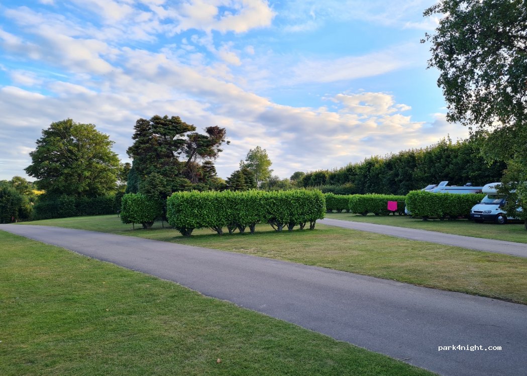 Hawthorn Farm Camping — foto 3