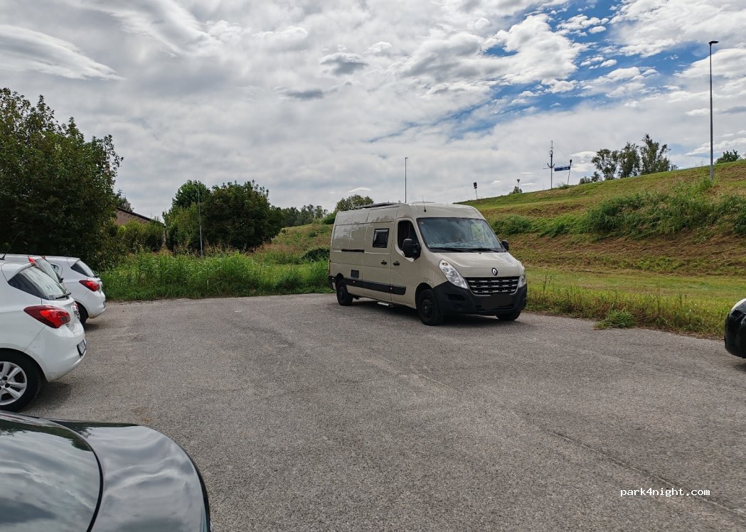 (46035) Ostiglia - 48 Via Viazzuolo — foto 3