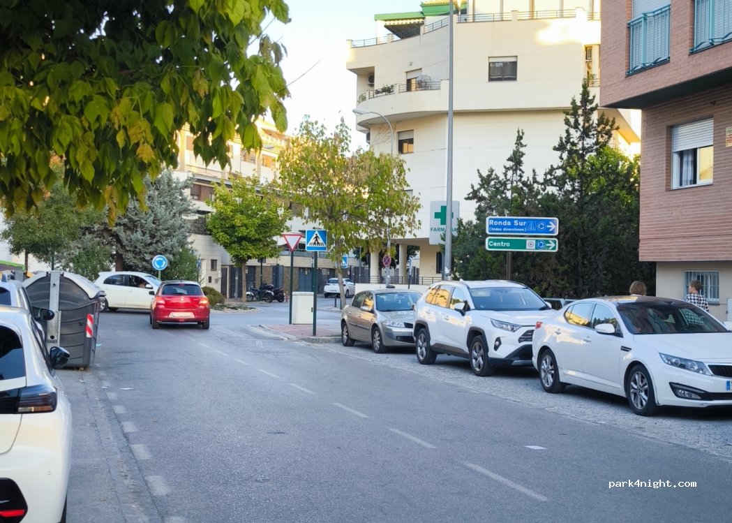 (18008) Granada - 8 Calle Rauda — foto