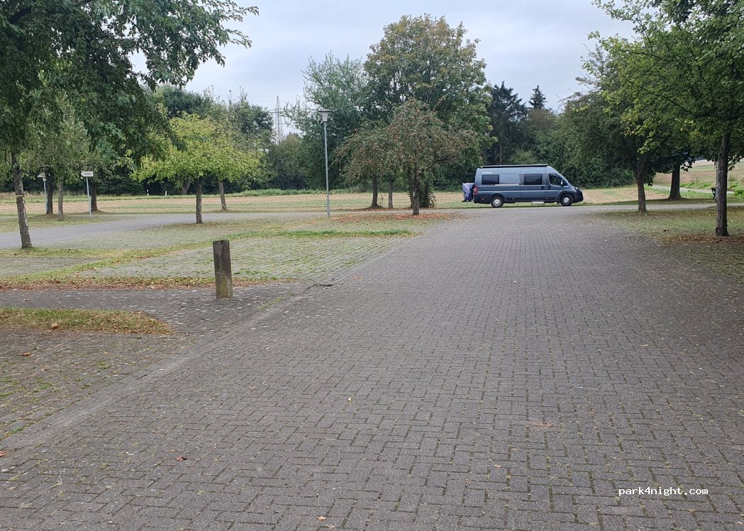 (35112) Fronhausen - 1 Bergstraße — foto 2