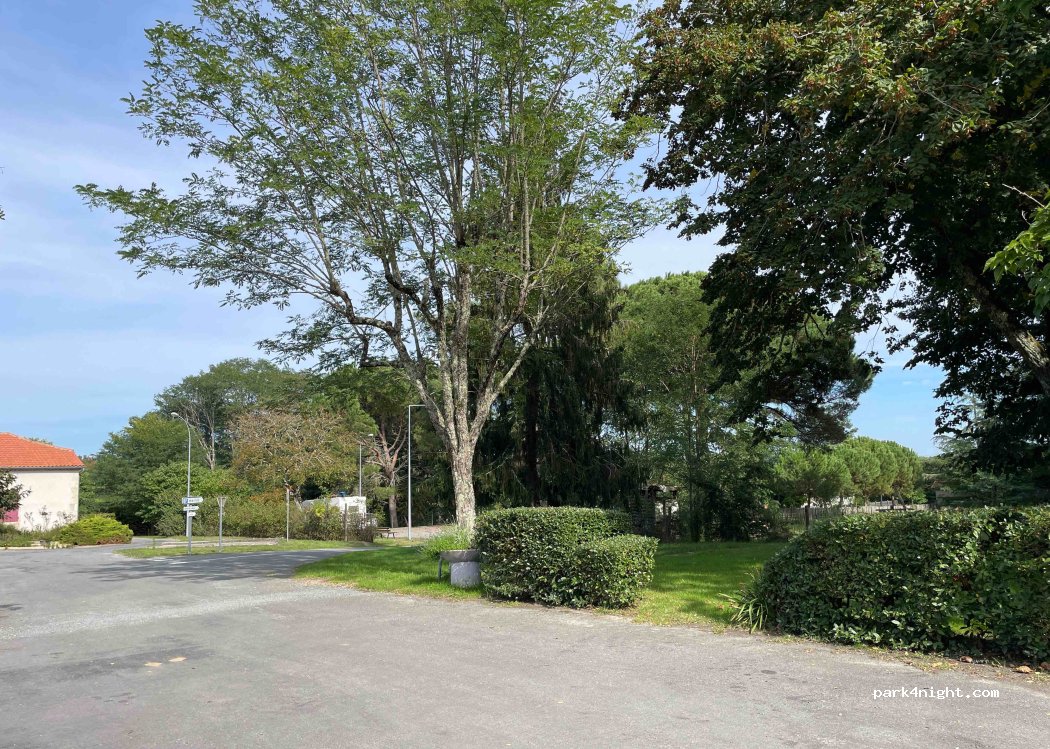 (47170) Réaup-Lisse - 110 Route de Mézin — foto 2