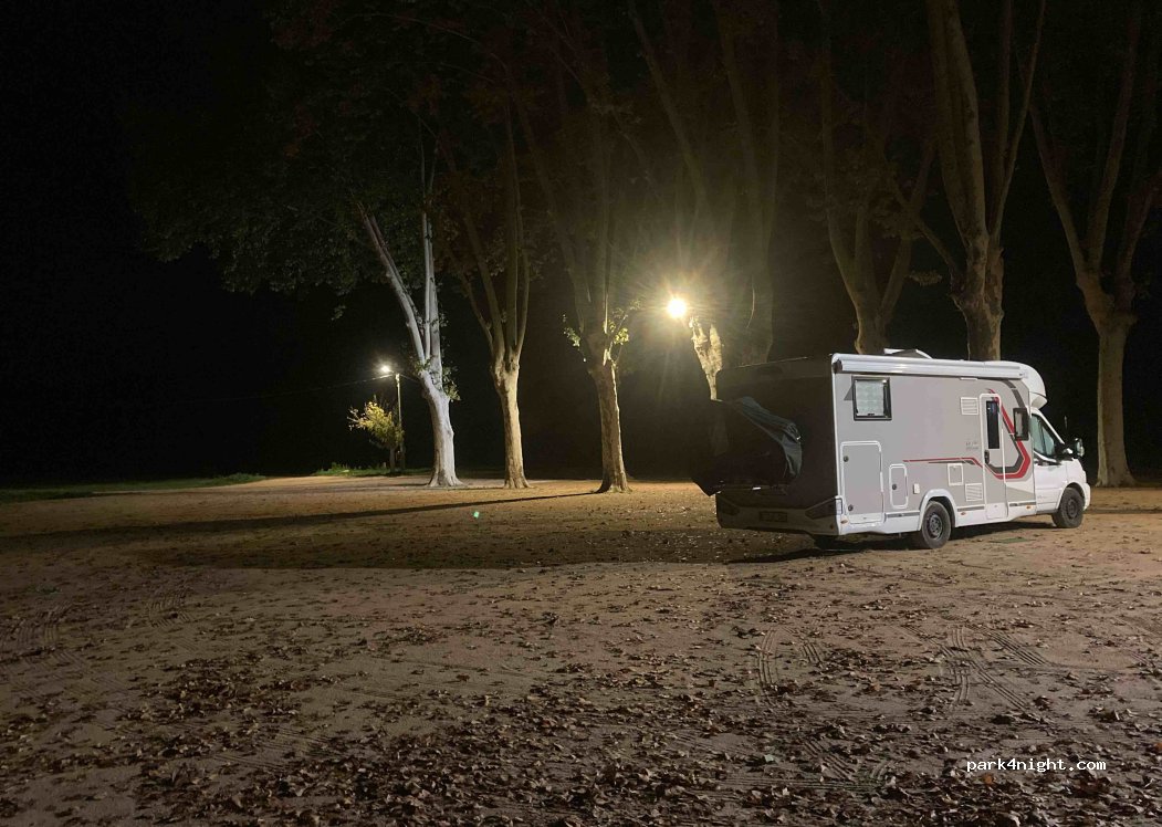 (17455) Caldes de Malavella - 24 Rambla d'En Rufí — foto 2