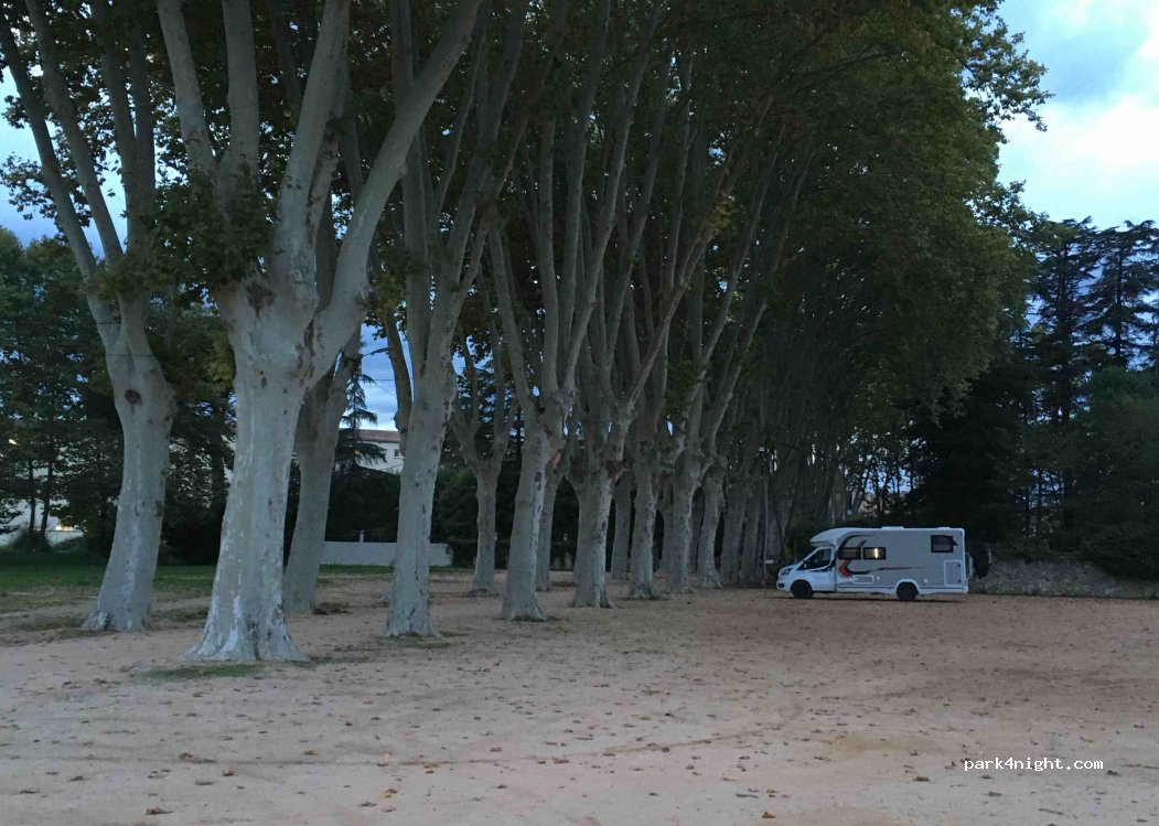 (17455) Caldes de Malavella - 24 Rambla d'En Rufí — foto 3