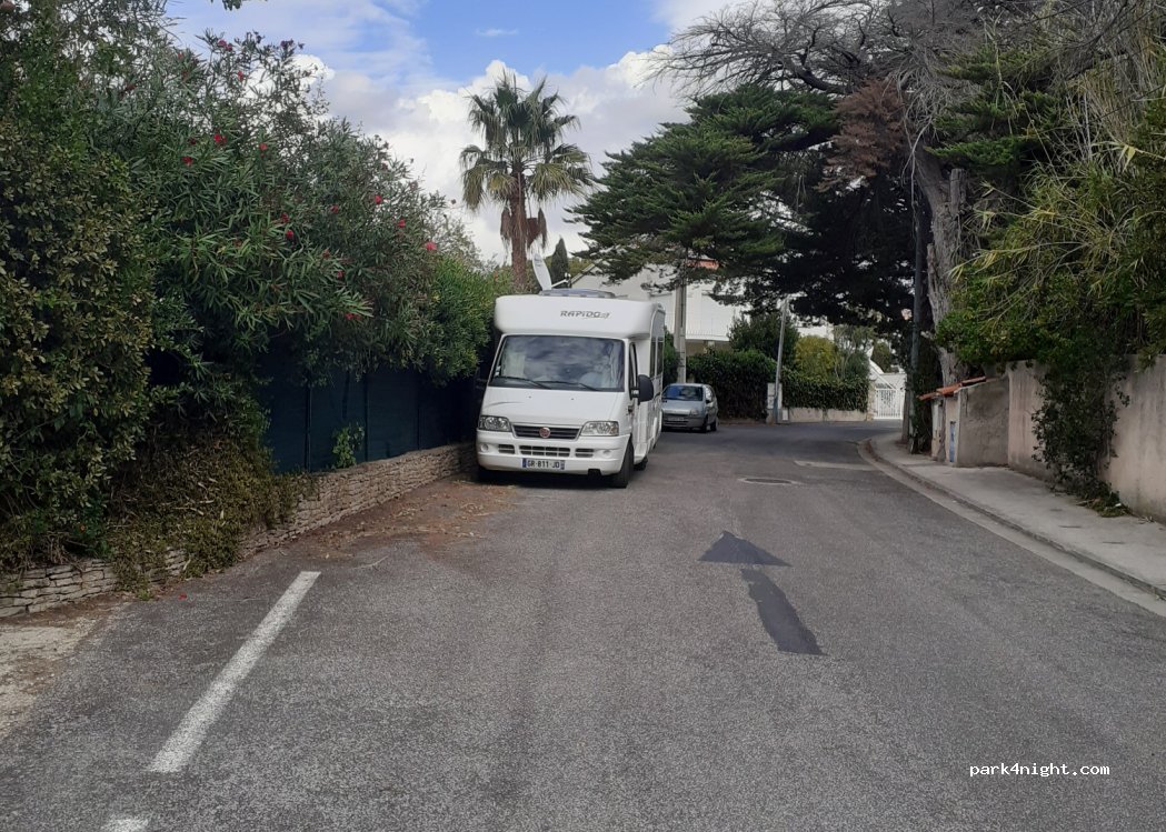 (83140) Six-Fours-les-Plages - 114 Chemin du Cros — foto 3
