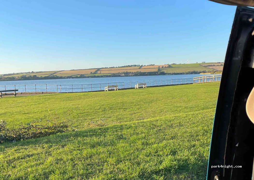 (EX31 2QF) Fremington - 2 Fremington Quay — foto