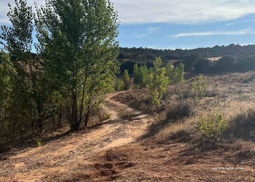 (16100) Valverde de Júcar - Unnamed Road — foto