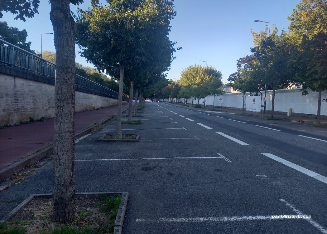 (31400) Toulouse - 5 Allée Gabriel Biénès — foto
