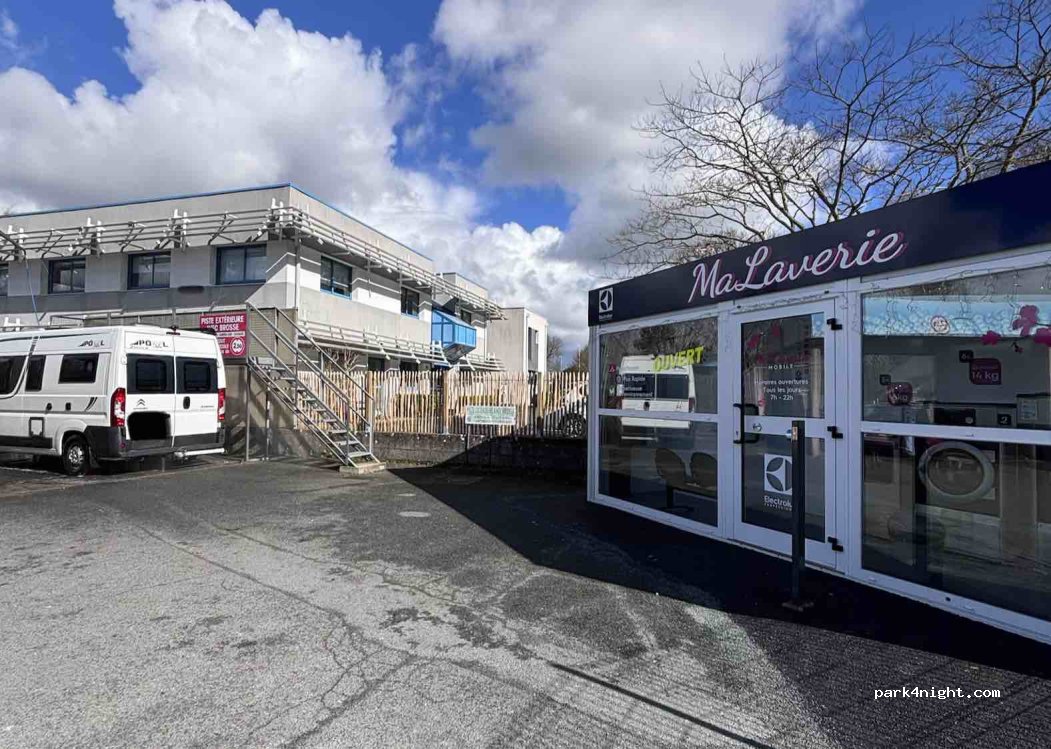 (85000) La Roche-sur-Yon - 27 Boulevard Don Quichotte — foto 4