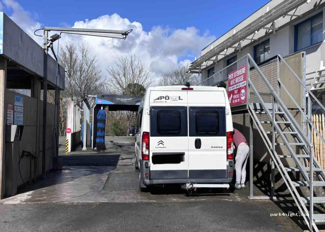(85000) La Roche-sur-Yon - 27 Boulevard Don Quichotte — foto 5