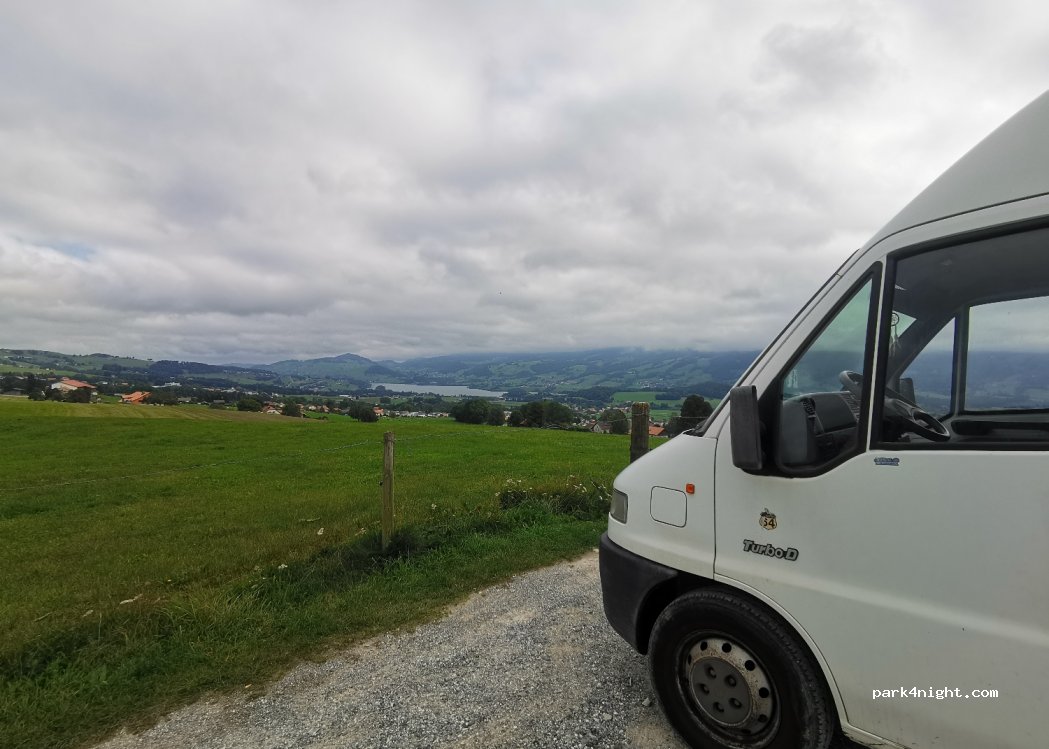 (1633) Marsens - 168 Route des Bugnons — foto