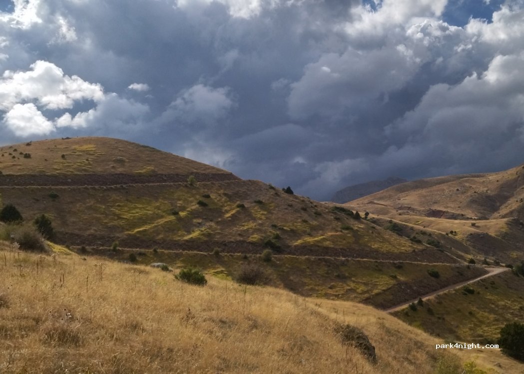 (330 53) Kallii - Unnamed Road — foto 2