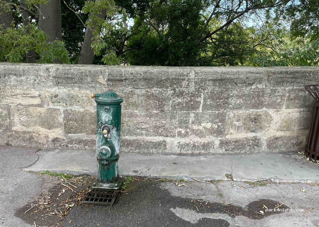 (84000) Avignon - Place du Palais — foto