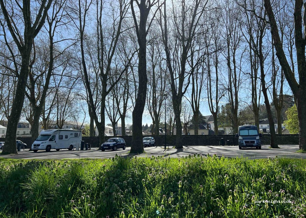 (37400) Amboise - 32 Quai du Général de Gaulle — foto 5